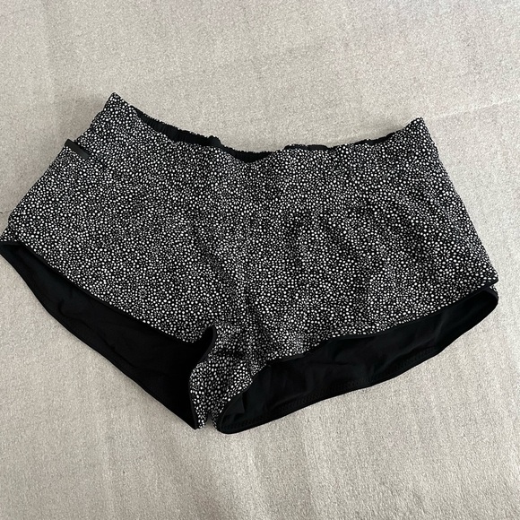 [6/8]Lululemon Surf Short II Reversible - Picture 4 of 6